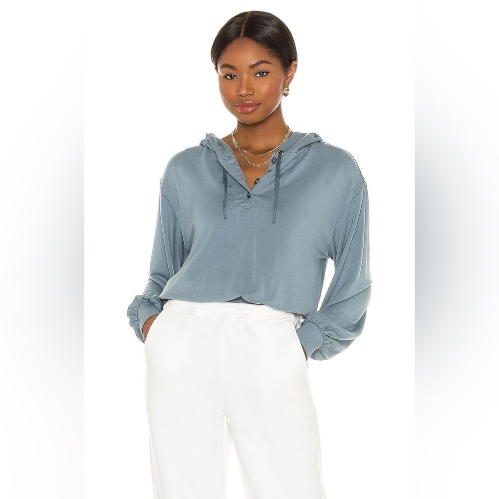 New! Lovers + Friends Beja Hoodie in Ocen Blue 45329